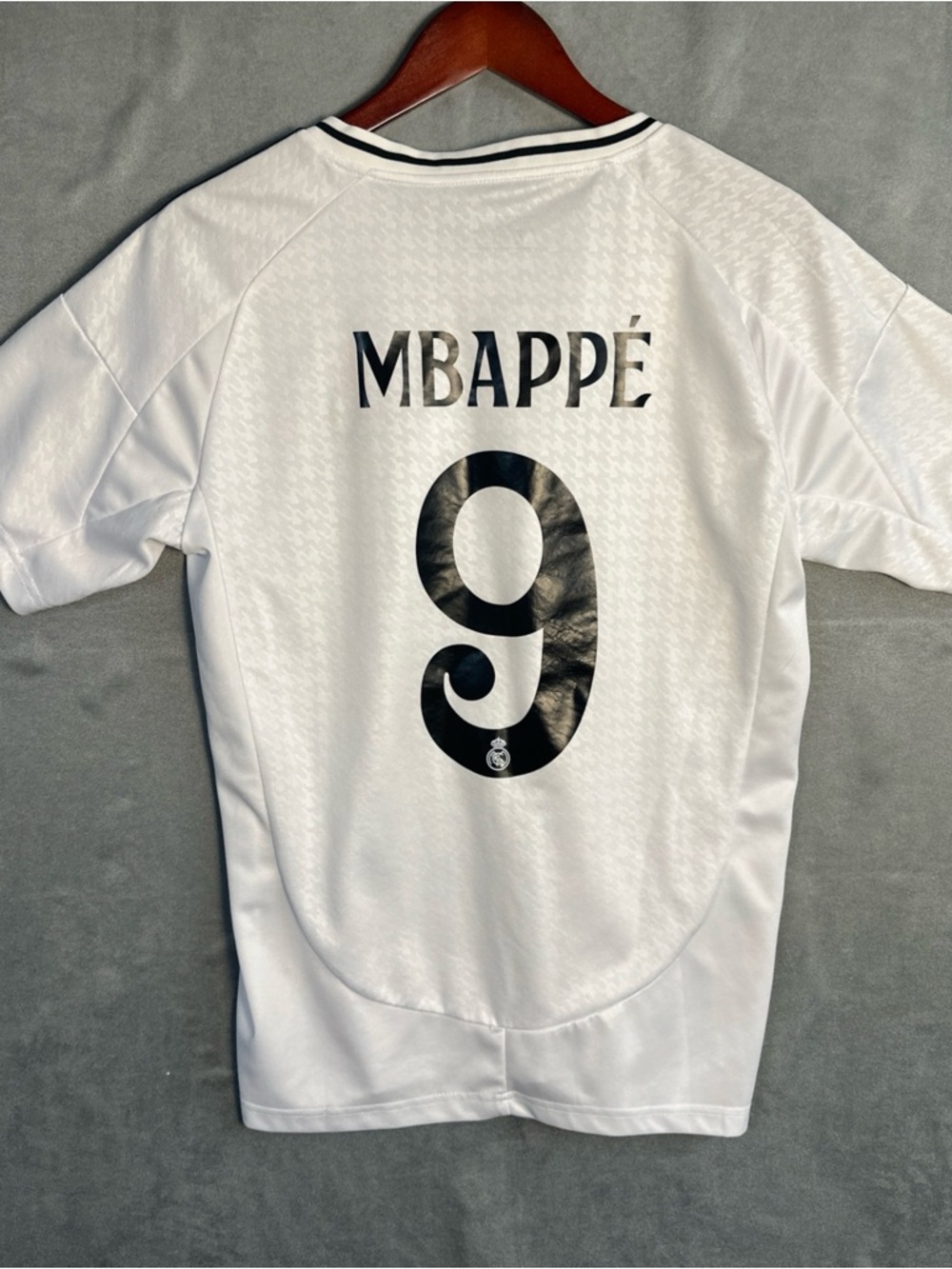 Adidas Real Madrid Mbappe #9 Home Jersey Men’s Medium White Soccer Shirt
